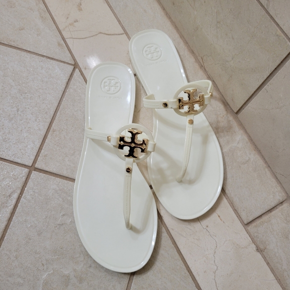 tory burch mini miller jelly flat thong sandals